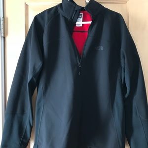 Men’s Northface 1/4 zip soft shell